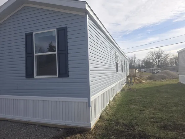 1905 Tracy Rd, Northwood, OH 43619