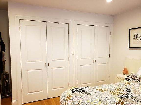 5th image of 2627 30th St APT 3F