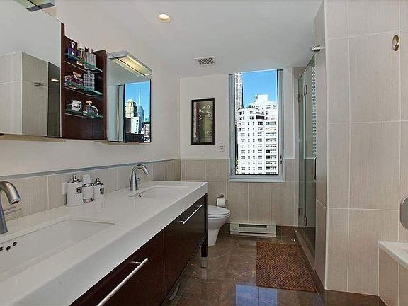 5th image of 225 E 34th St APT 12A