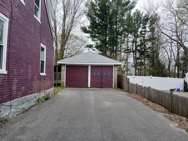 Albro Ave — Photo 43