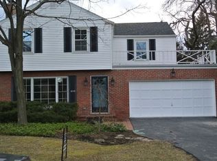 640 S Belmont Ave, Arlington Heights, IL