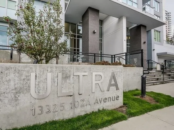 13325 102a Ave #907, Surrey, BC V3T 0J5
