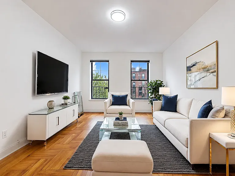 596 Edgecombe Ave #2E — Photo 1