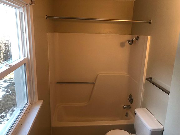 3rd image of 1411 Bass Ave APT 202