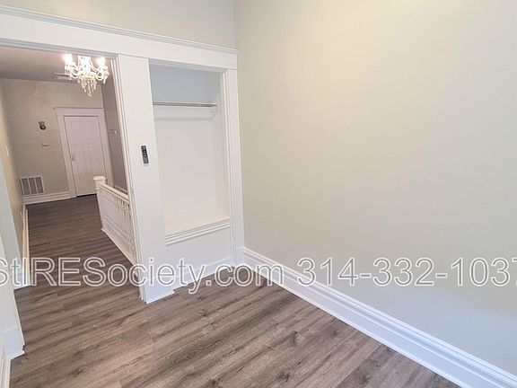 4th image of 2918 Louisiana Ave #A