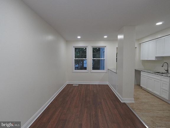 4th image of 2616 Carroll St