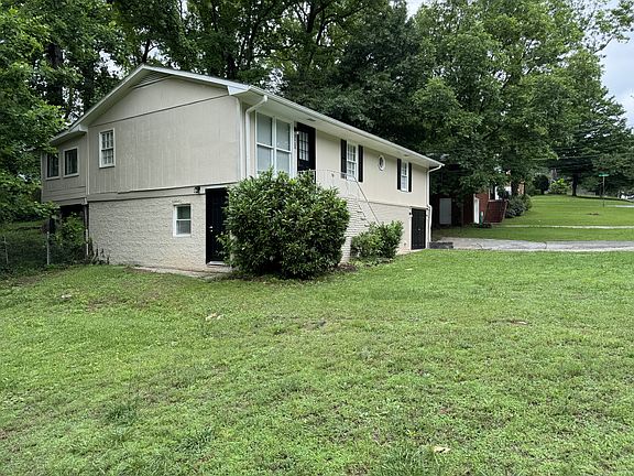3rd image of 2408 Melody Ln NW