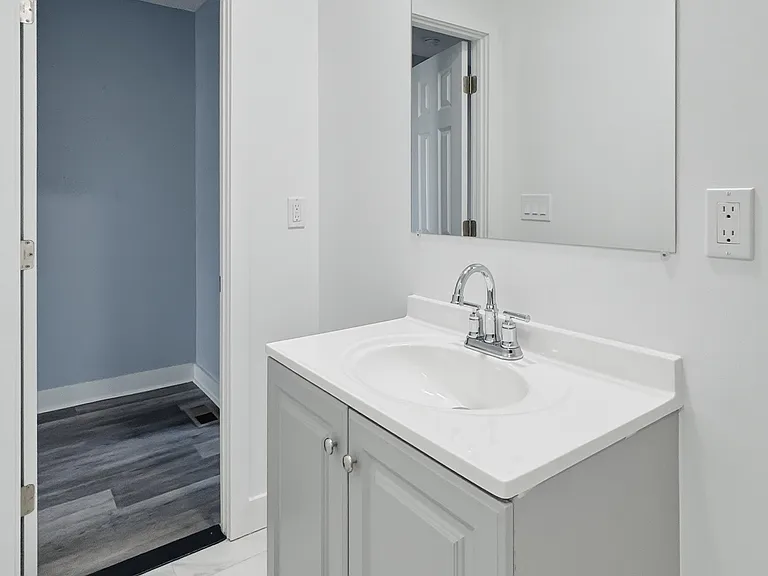 1816 Plymouth St — Photo 14