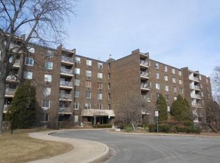 225 S Rohlwing Rd UNIT 315, Palatine, IL 60074