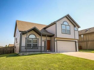 1306 Spruce Dr, Greenwood, MO 64034