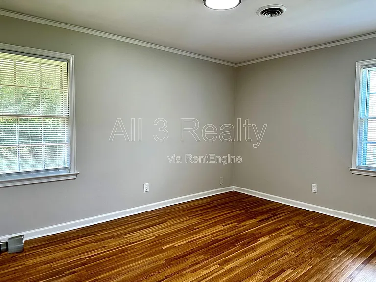 712 Sir Michael Dr — Photo 25