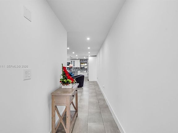 4th image of 7020 Crown Gate Dr