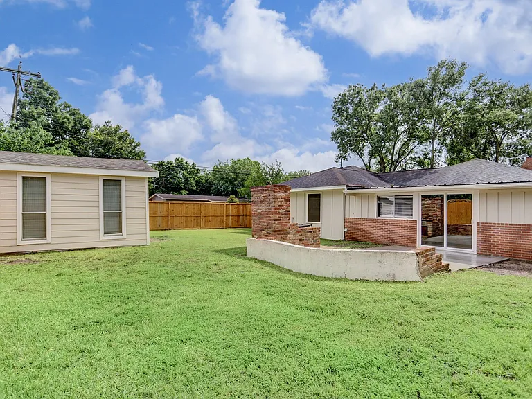 5814 Anaqua Dr — Photo 17