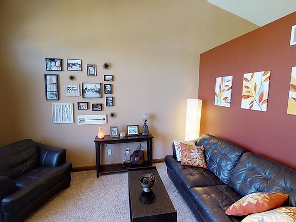 3rd image of 1037 Cory Ct