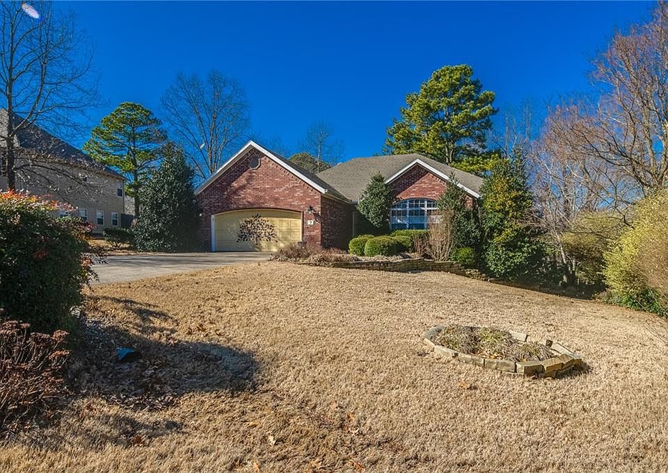 1st image of 7 Harrington Ln