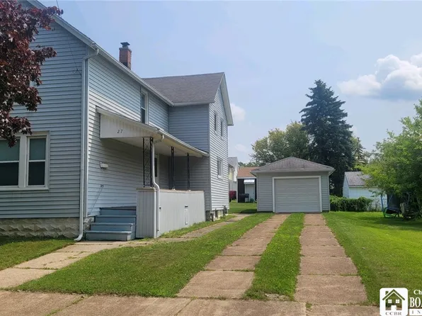 27 E Doughty St, Dunkirk, NY 14048