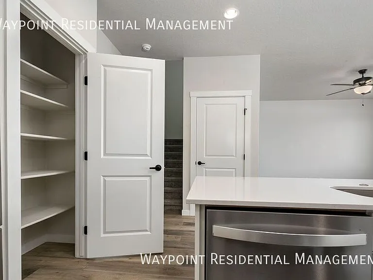 2094 S Defio Pl — Photo 11