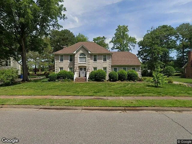 Magnificent Home with Golf Course Views! — Photo 1