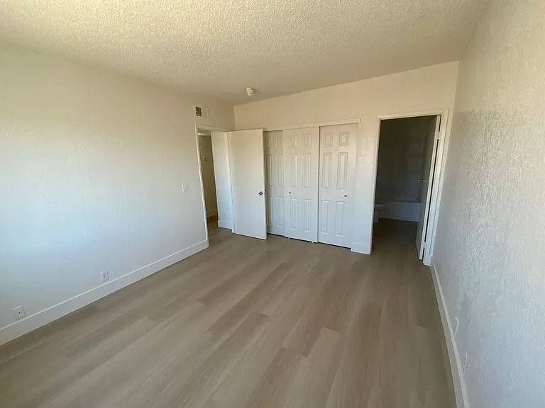 6994 Issac Ave #B — Photo 14