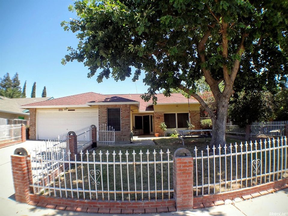 1st image of 8410 Vintage Park Dr