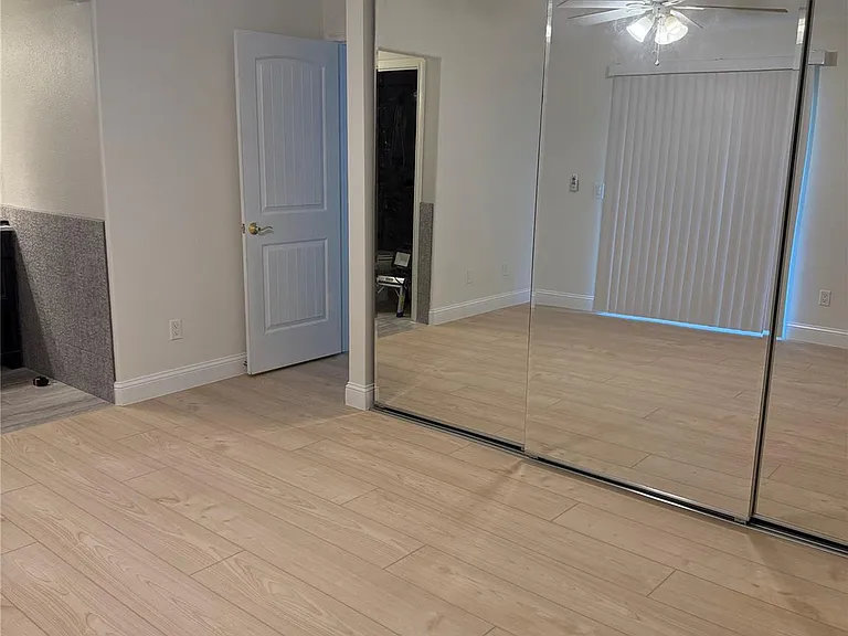 3207 E Heatherock Cir — Photo 14