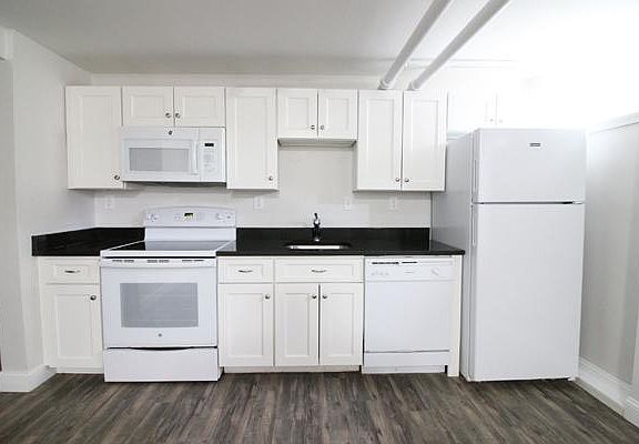 2nd image of 257 Washington St #B3