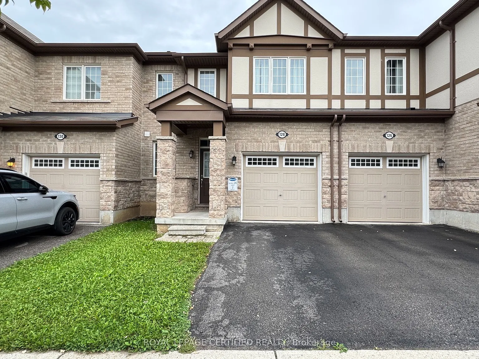 3 bed, $3,095 — Photo 1