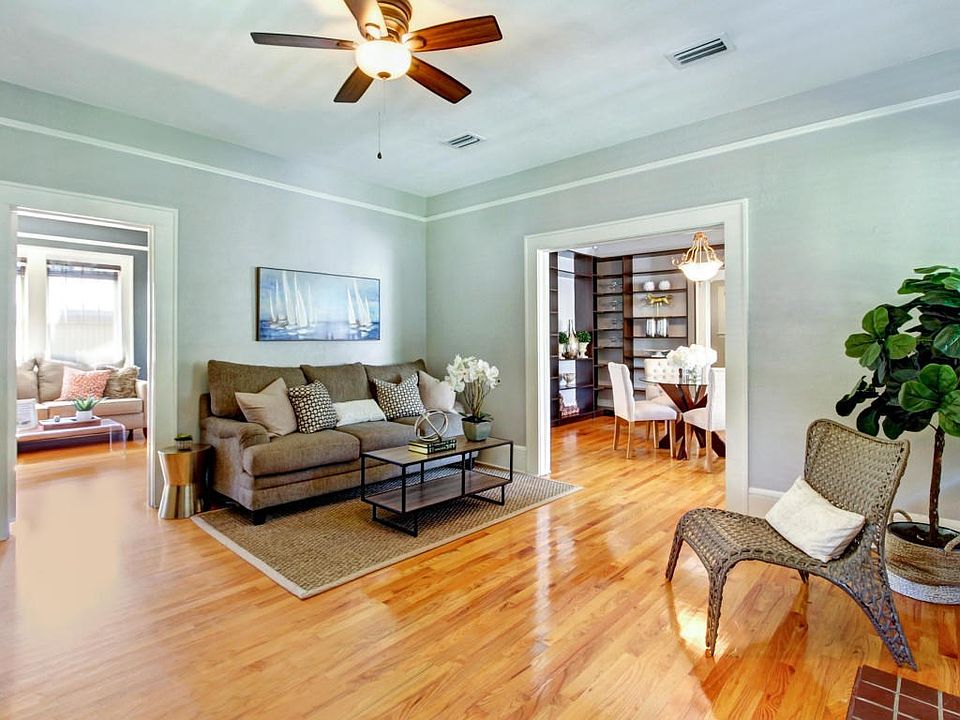 Welcome Home to 3873 Oak Street!