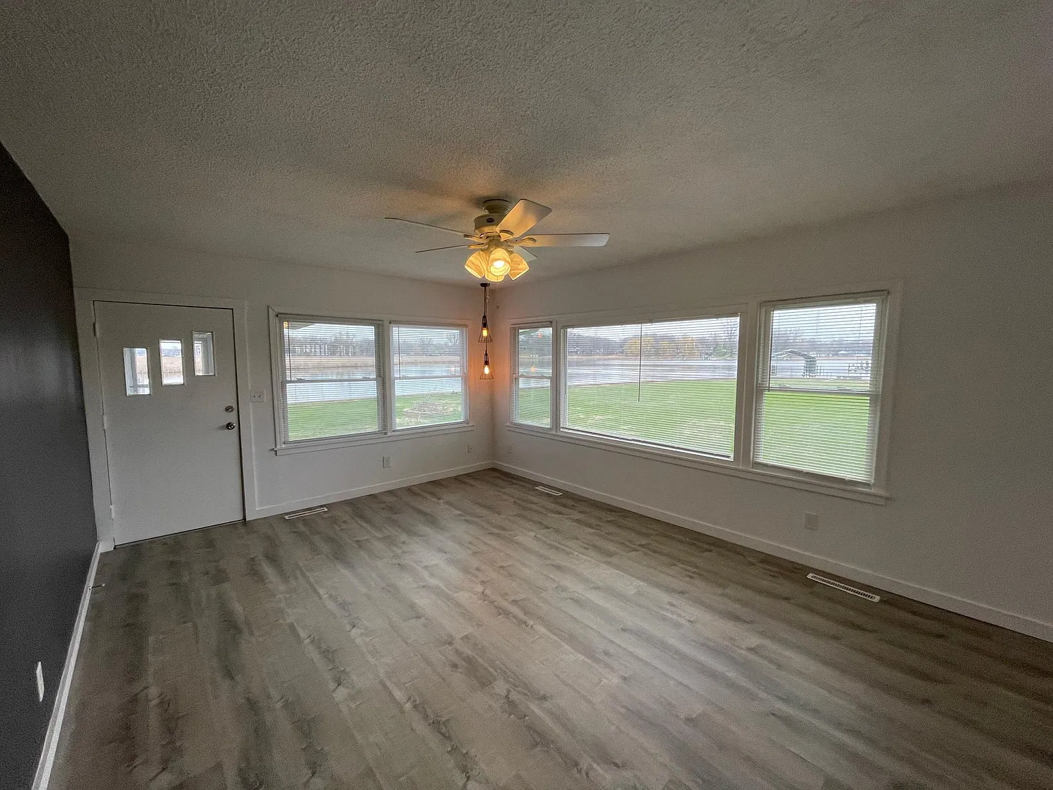 2352 Driftwood Ln — Photo 4