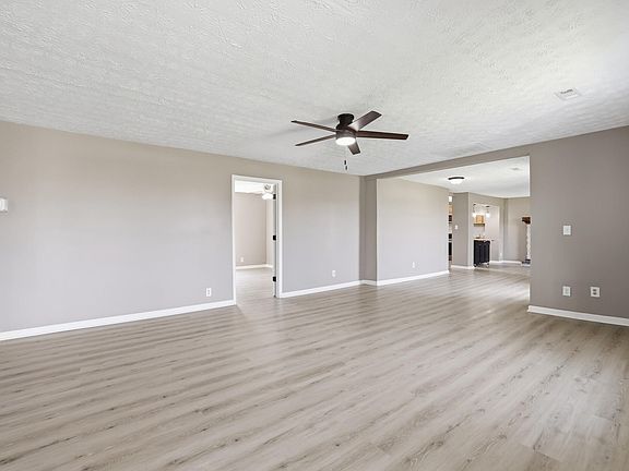 5th image of 660 Jones Knob Rd