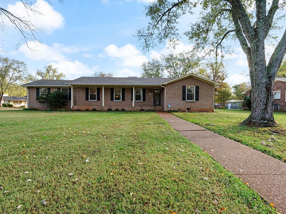 1st image of 2242 Surrey Dr