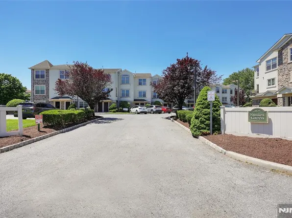 1625 Paterson Plank Rd APT 10, Secaucus, NJ 07094