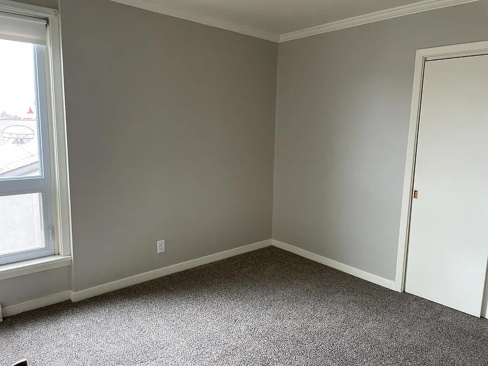 Unit Photo