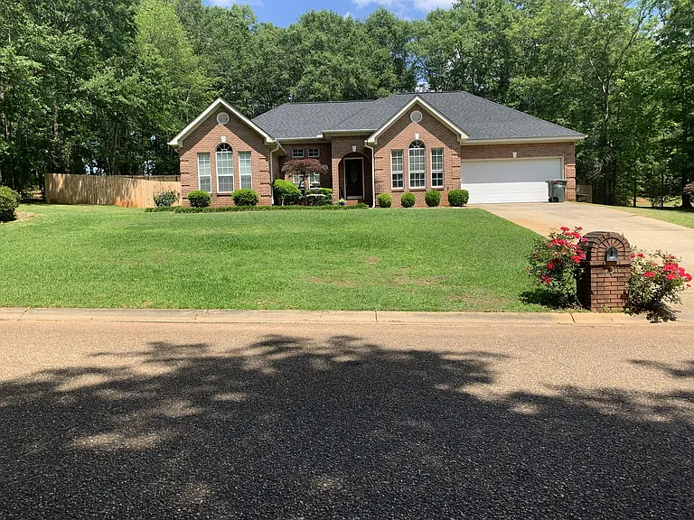 3557 Lake Oak Ridge Dr — Photo 1