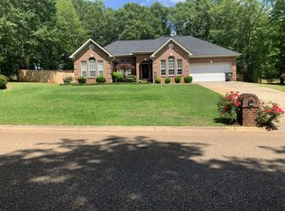 3557 Lake Oak Ridge Dr, Enterprise, AL 36330