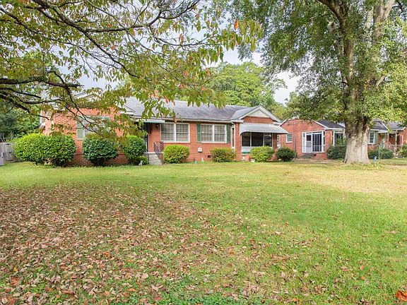 2nd image of 21 Brantwood Dr