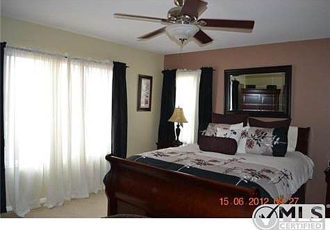 5th image of 5355 Seaglen Way