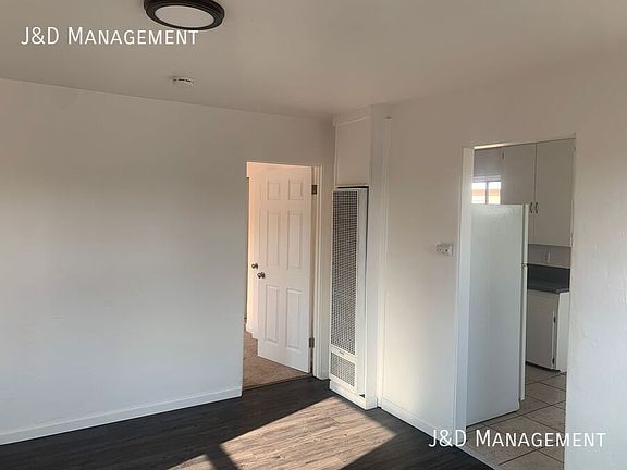 3rd image of 3082 Webster Ave