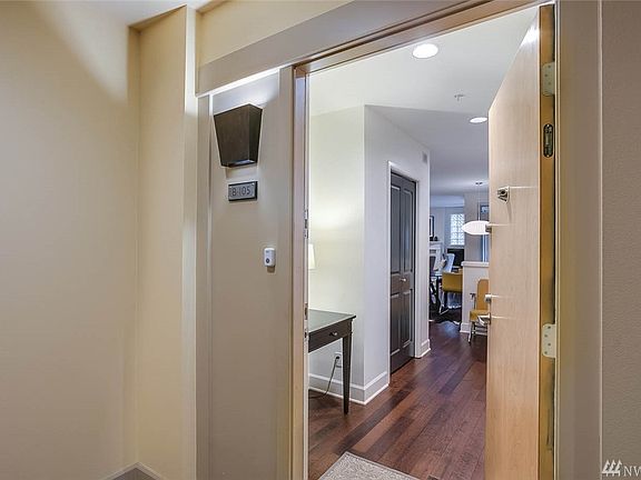 4th image of 225 4th Ave APT B105