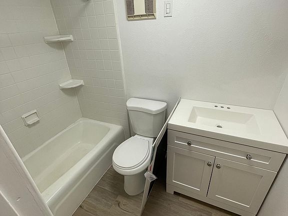 4th image of 3291 Sawtelle Blvd APT 109