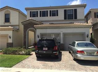 744 NE 193rd Ter, Miami, FL 33179