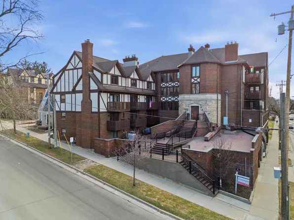 340 North Allen Street #9, Madison, WI 53726