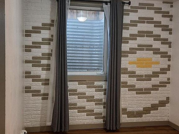 4th image of 2345 Benton Ave #2B