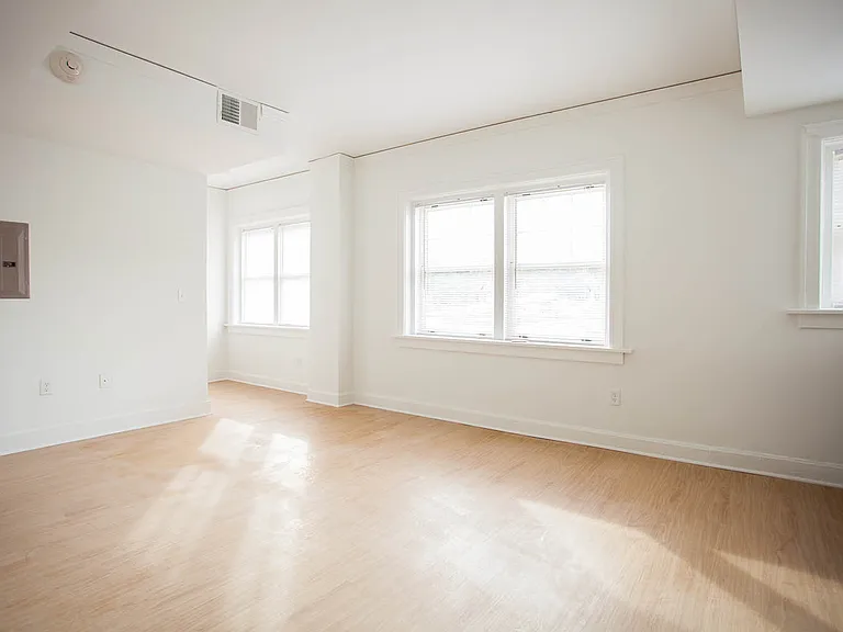 Dining/Living room