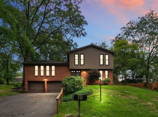 9905 W Moccasin Trl, Wexford, PA
