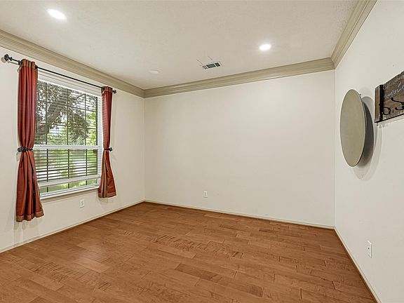 4th image of 13911 Blue Vista Dr