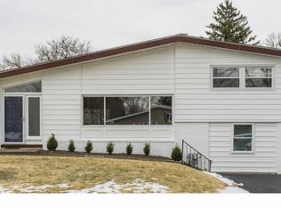 1589 Pulaski Dr, Blue Bell, PA 19422