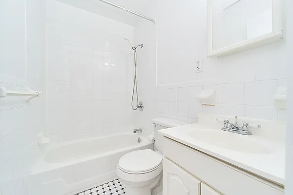 Rented by Living New York | media 5