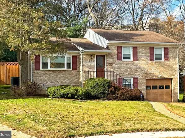 952 N Rochester St, Arlington, VA 22205