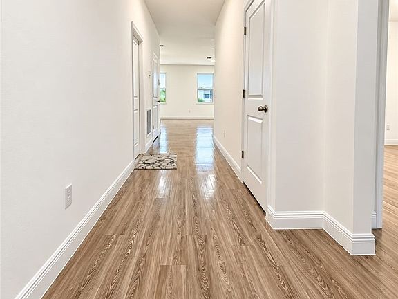 2nd image of 5020 Myrtlewood Rd